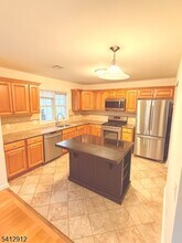 105 Fairchild Ave in Morris Plains, NJ - Building Photo - Building Photo