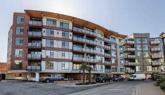 The Arc in Victoria, BC - Building Photo