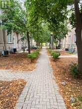 23 Observatory Ln in Richmond Hill, ON - Building Photo - Building Photo