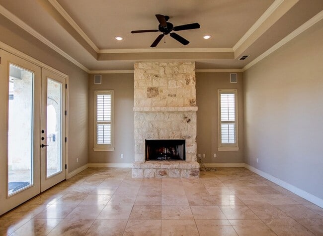 2873 Rock Barn Dr in Kerrville, TX - Building Photo - Building Photo