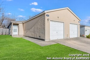 3812 Maverick Crk Rd in San Antonio, TX - Building Photo - Building Photo