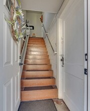 1096 Lynn Garden Dr in Kingsport, TN - Building Photo - Building Photo