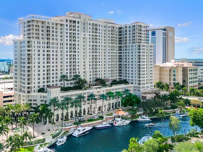 511 SE 5 Ave in Fort Lauderdale, FL - Building Photo - Building Photo
