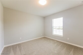 2915 66th St W in Lehigh Acres, FL - Building Photo - Building Photo