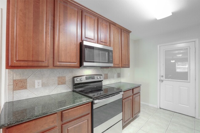 property at 11905 Algonquin Dr