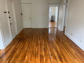 145 Englewood Ave, Unit 5 in Boston, MA - Building Photo - Building Photo