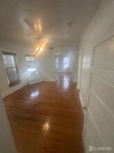 104 Welton St in New Brunswick, NJ - Foto de edificio - Building Photo