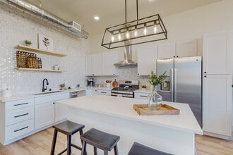 223 Sierra Dr SE in Albuquerque, NM - Building Photo - Building Photo