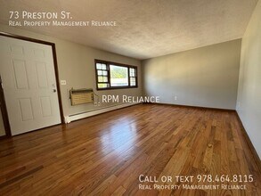 73 Preston St in Everett, MA - Foto de edificio - Building Photo