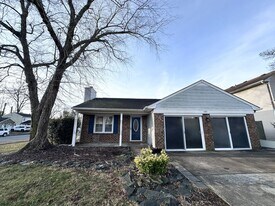 3001 Glastonbury Dr in Virginia Beach, VA - Building Photo