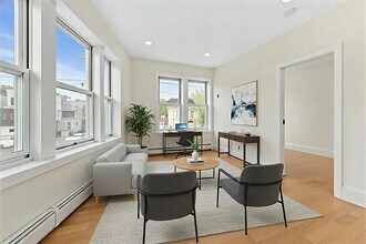 2321 John F. Kennedy Blvd in Jersey City, NJ - Building Photo - Building Photo