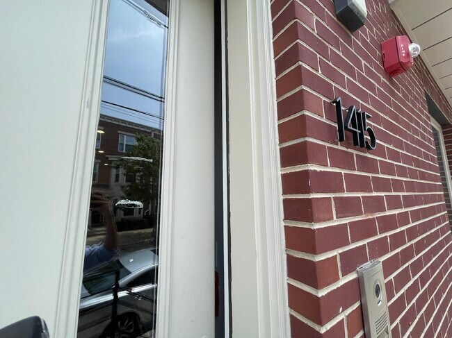 1415 N Franklin St, Unit 2 photo'