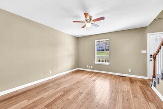 229 Senator Dr in Clarksville, TN - Building Photo - Building Photo