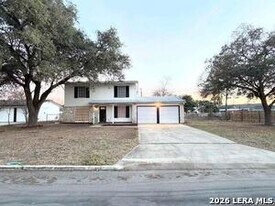 4206 Dauphine Dr in San Antonio, TX - Building Photo