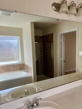 1323 Kaliste Meadow Dr in Houston, TX - Building Photo - Building Photo