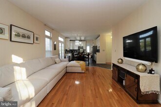 15000 Onan Ct in Gainesville, VA - Building Photo - Building Photo