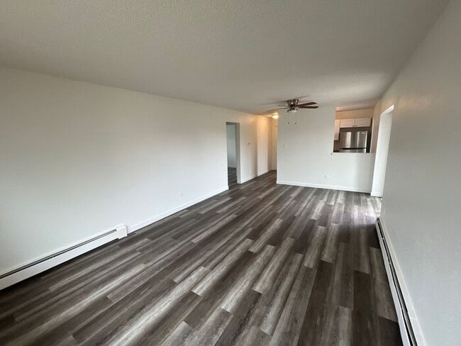 property at 4270 Loomis Ave