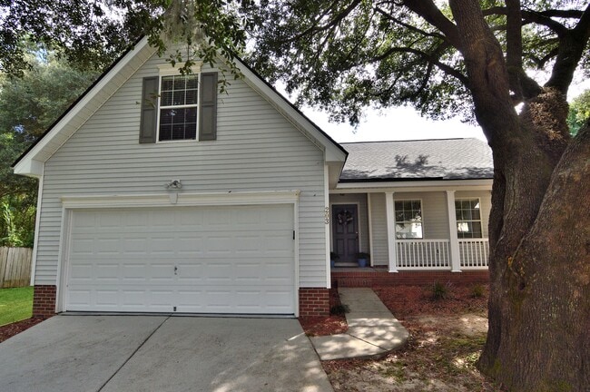 property at 203 Hawkridge Pl