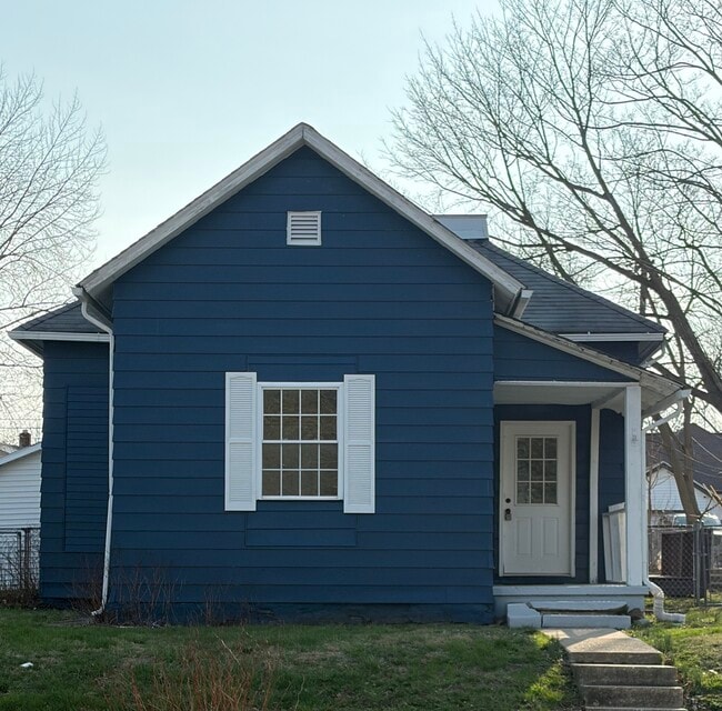 property at 720 S Apperson Way