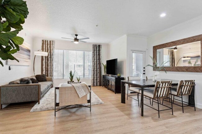 property at 800 W Willis Rd