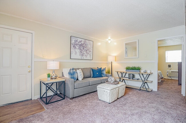 Willow Lake Apartments