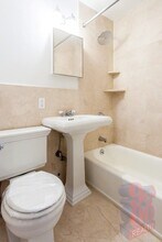 213 E 26th St, Unit 2A in New York, NY - Building Photo - Building Photo