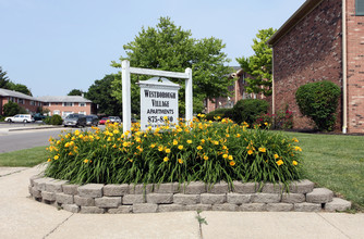 Westborough Village Apartments in Columbus, OH - Building Photo - Building Photo