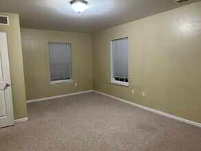 2269 S Main St, Unit 2269 S.Main St. in Ann Arbor, MI - Foto de edificio - Building Photo