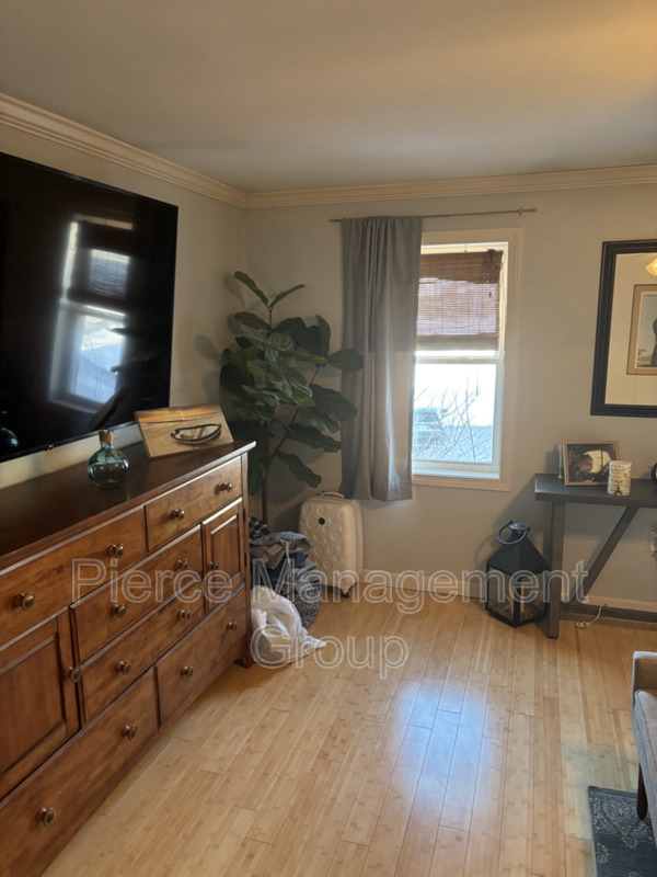6 Pleasant St in Hooksett, NH - Building Photo - Building Photo