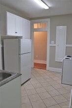2243 Madison Ave, Unit 817 in Montgomery, AL - Foto de edificio - Building Photo