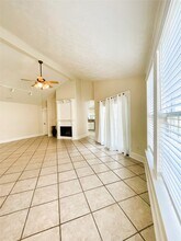12183 Swords Creek Rd in Houston, TX - Foto de edificio - Building Photo