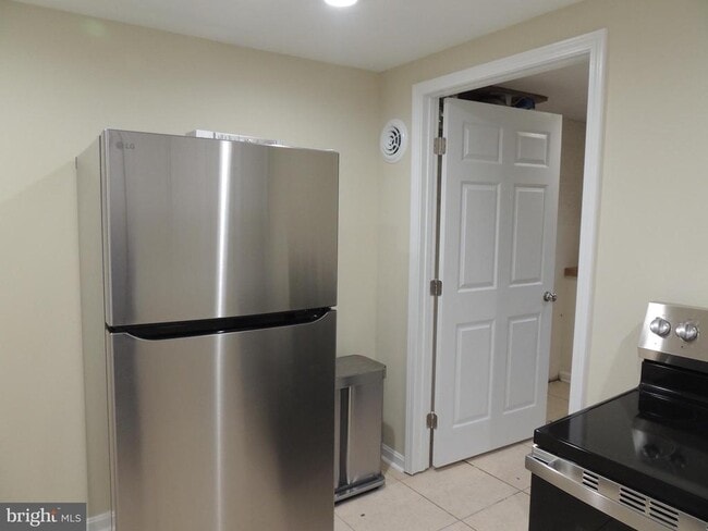 5532 Gary Ave in Alexandria, VA - Building Photo - Building Photo