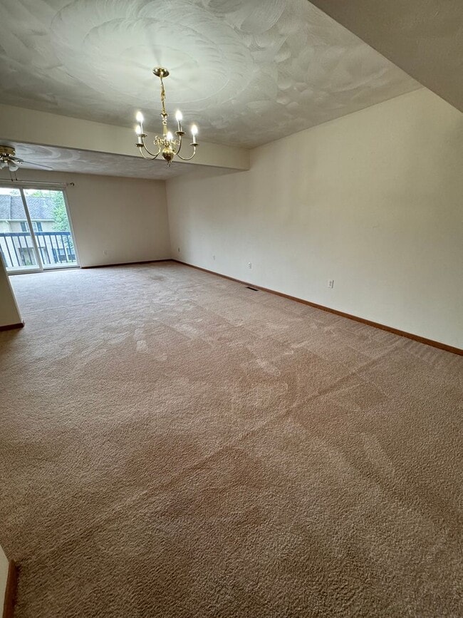 506 Harding St in Lower Burrell, PA - Building Photo - Building Photo