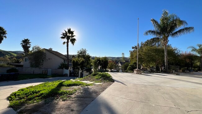 2911 Hawk Rd in Chino Hills, CA - Building Photo - Building Photo