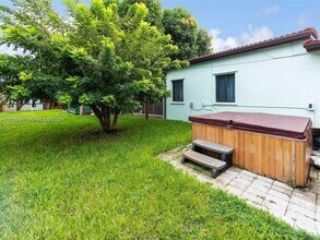 1606 Wiley St in Hollywood, FL - Building Photo - Building Photo