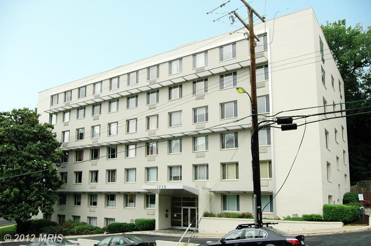1730 Arlington Blvd in Arlington, VA - Building Photo