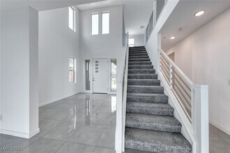 1038 Delbrook Ave in Henderson, NV - Building Photo - Building Photo