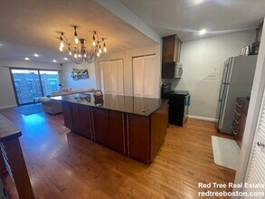 188 Allston St, Unit 2 BED VERY CLEANNN in Boston, MA - Foto de edificio - Building Photo