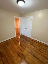 16049 122nd Ave, Unit 2 br 1 ba in Jamaica, NY - Building Photo - Building Photo