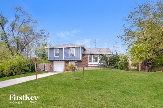 5902 E 95th Terrace in Kansas City, MO - Foto de edificio - Building Photo