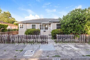 609 Bishop Dr in Santa Rosa, CA - Building Photo