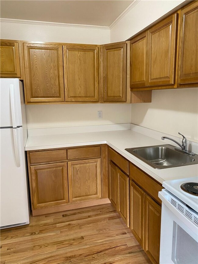 122 Park Ln in Warwick, NY - Building Photo - Building Photo