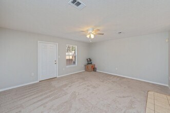 472 Keystone Rd in Mary Esther, FL - Building Photo - Building Photo