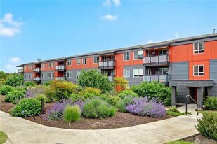 7001 Sand Point Way NE, Unit C411 in Seattle, WA - Building Photo