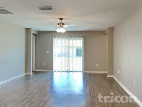 6130 Dolostone Dr in Lakeland, FL - Building Photo - Building Photo