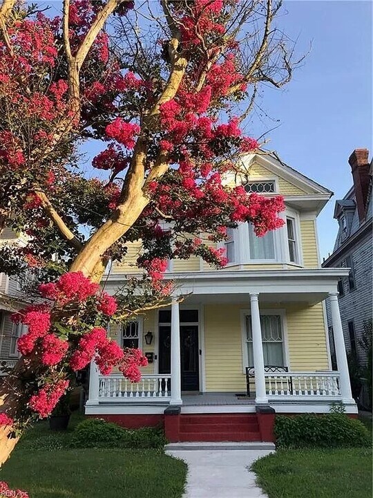 1029 Naval Ave in Portsmouth, VA - Foto de edificio