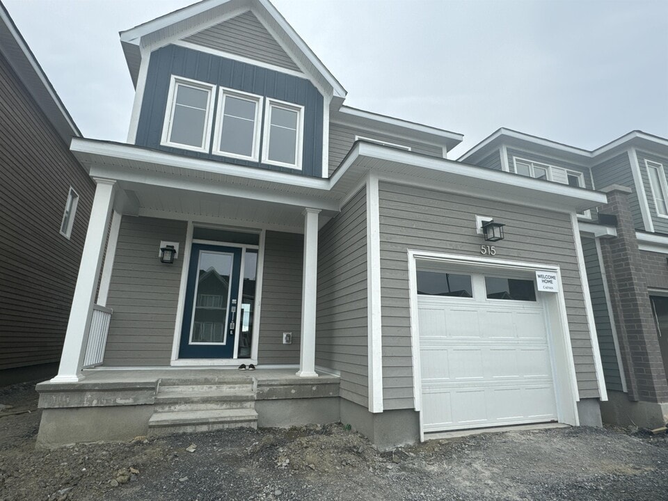 515 Oldenburg Ave in Ottawa, ON - Building Photo