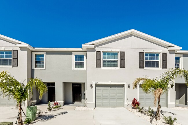 property at 11879 Mountain Retreat Ln