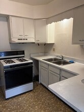 424 N Pearl St in Janesville, WI - Building Photo - Building Photo