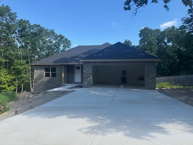 property at 38 Woodbridge Dr